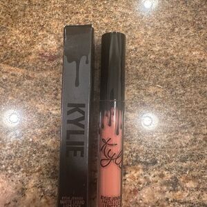 Kylie Cosmetics Matte Liquid Lipstick - Warm Nude